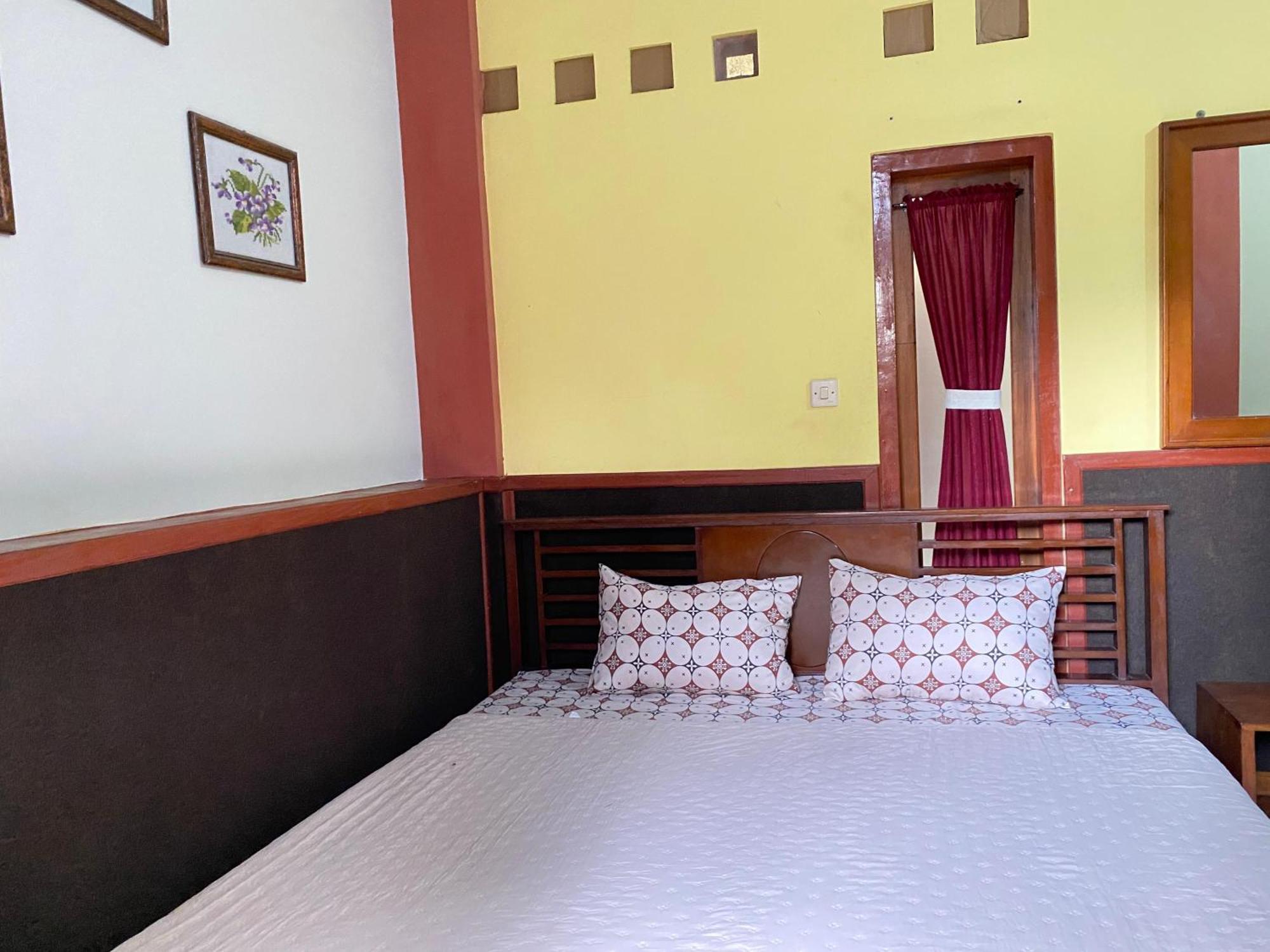 Ada Homestay Magelang Exterior photo